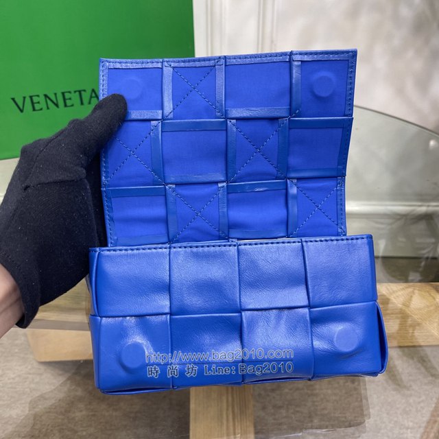 Bottega veneta高端女包 KF0023 寶緹嘉爆款電光藍CASSETTE腰包 BV經典款四格腰包/胸包/斜挎包/單肩包  gxz1394